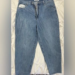 Vervet high rise, distressed hem mom jeans!